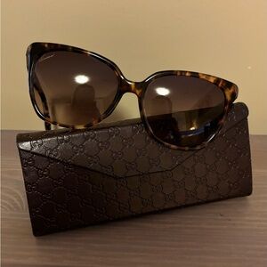 GUCCI sunglasses